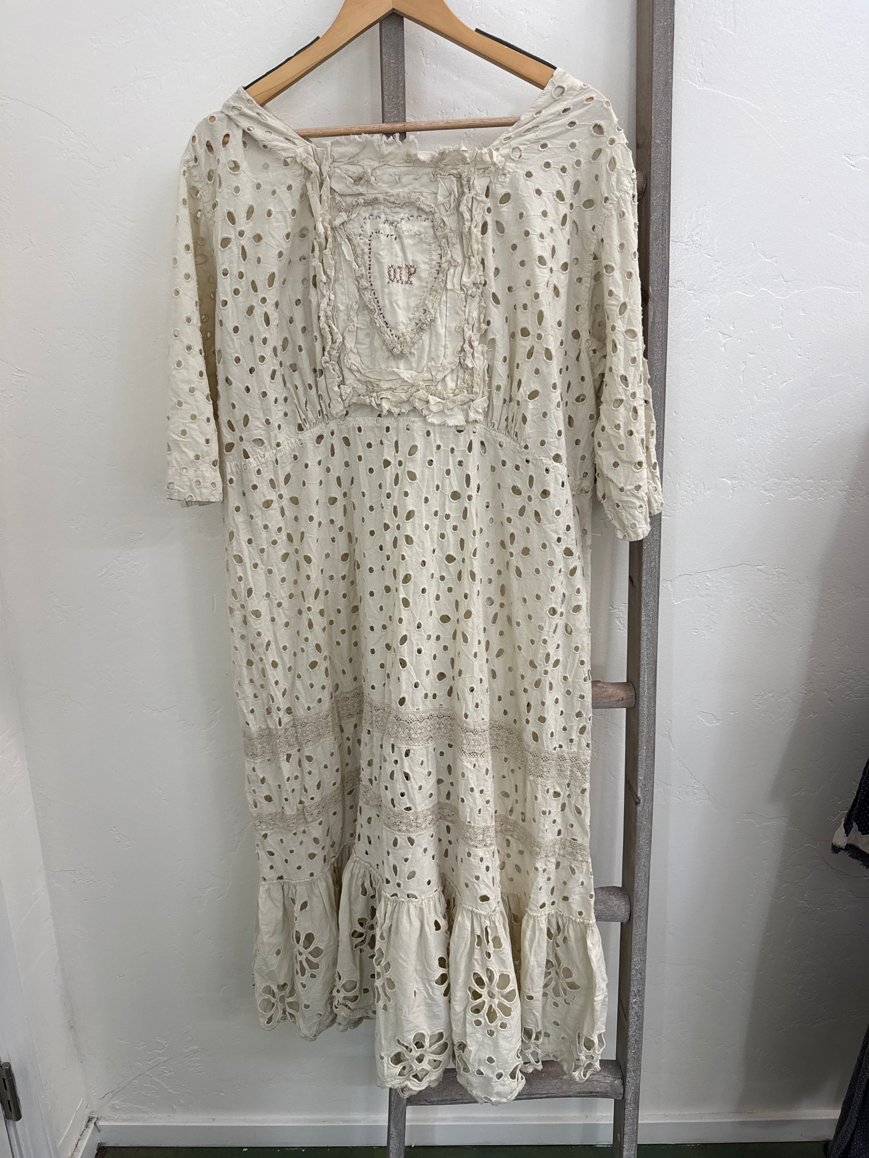 Dress 959 Eyelet Haru