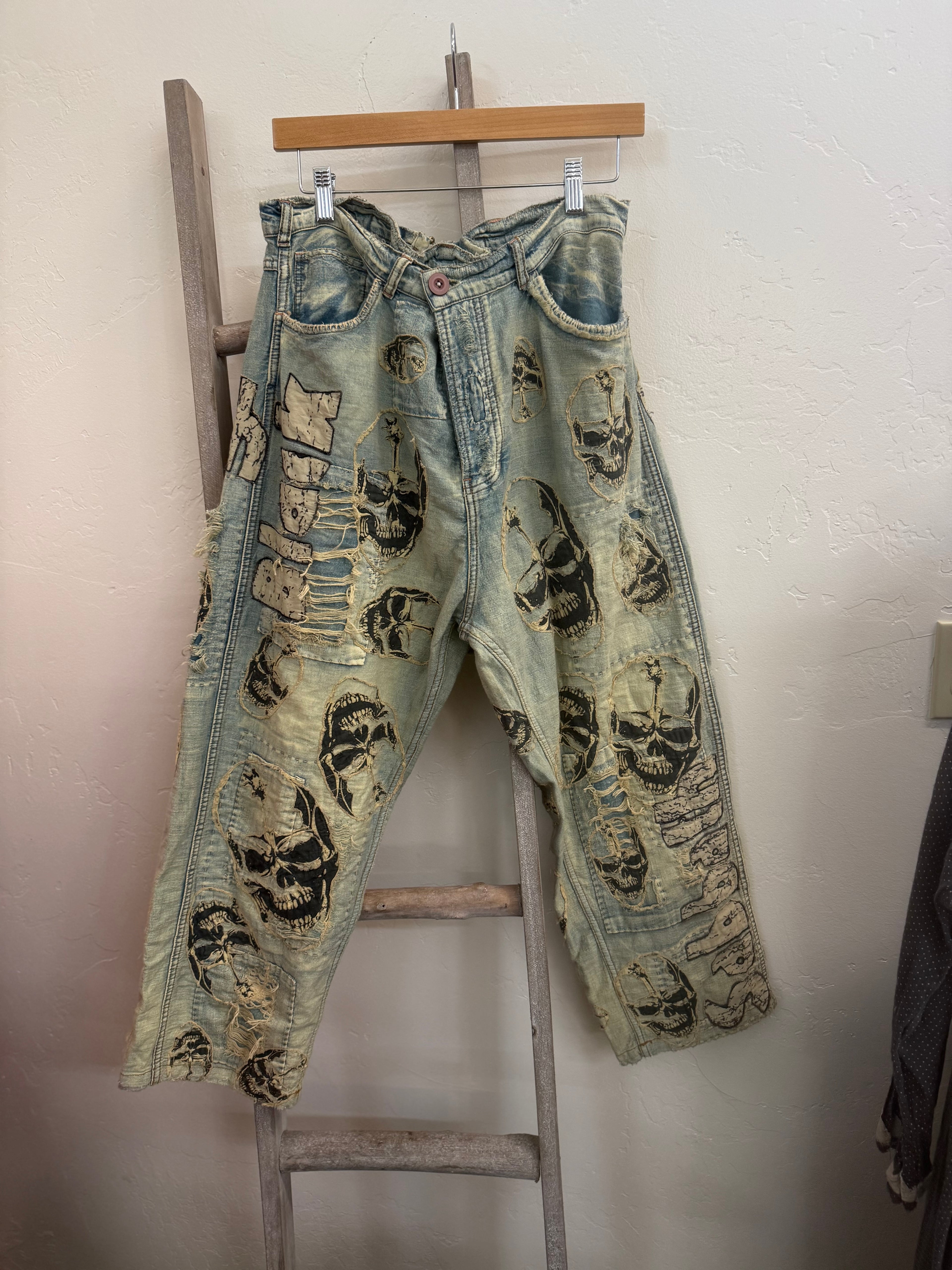 Paranoid Minor Pants 654