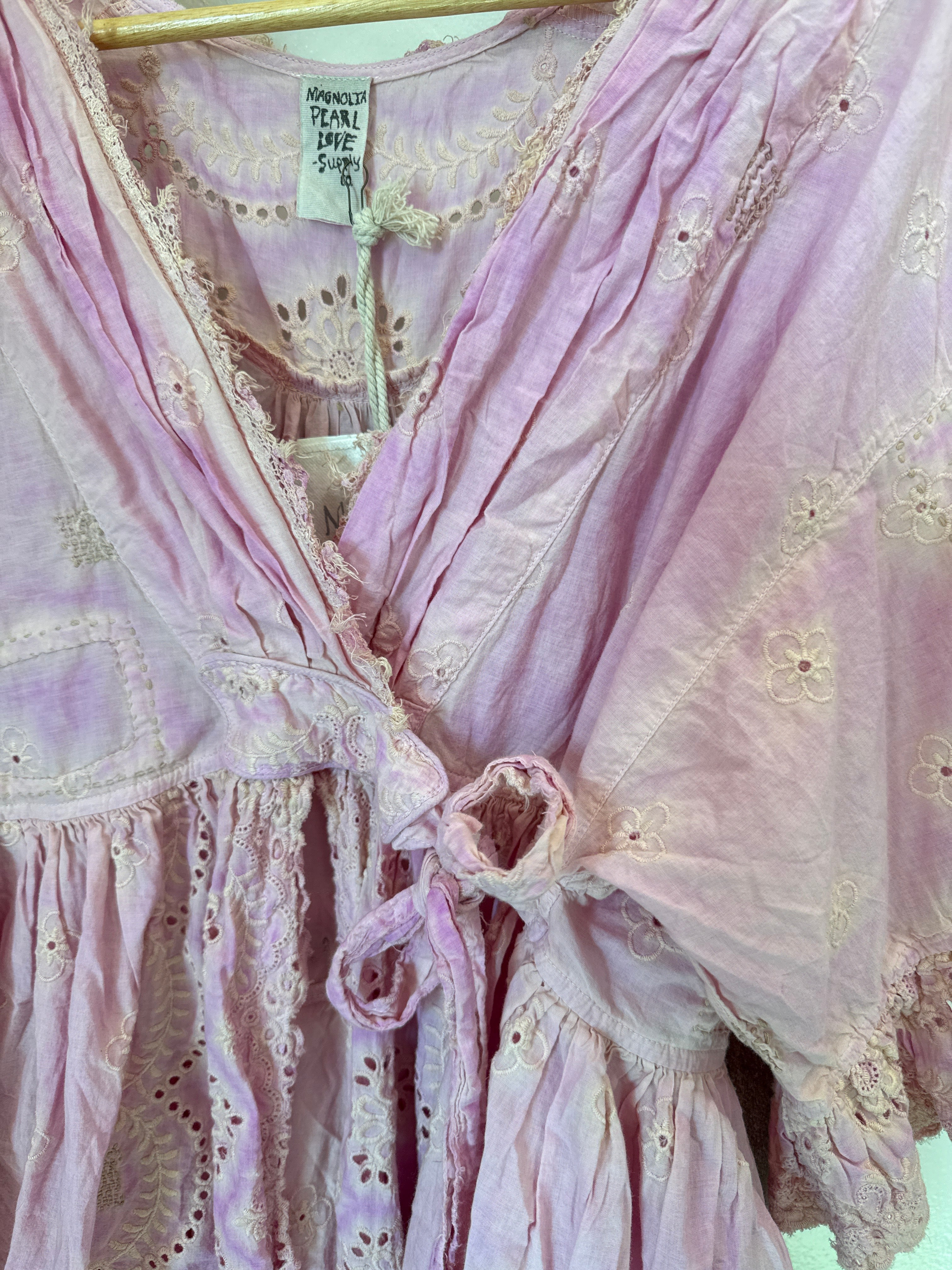 Reine eyelet wrap
