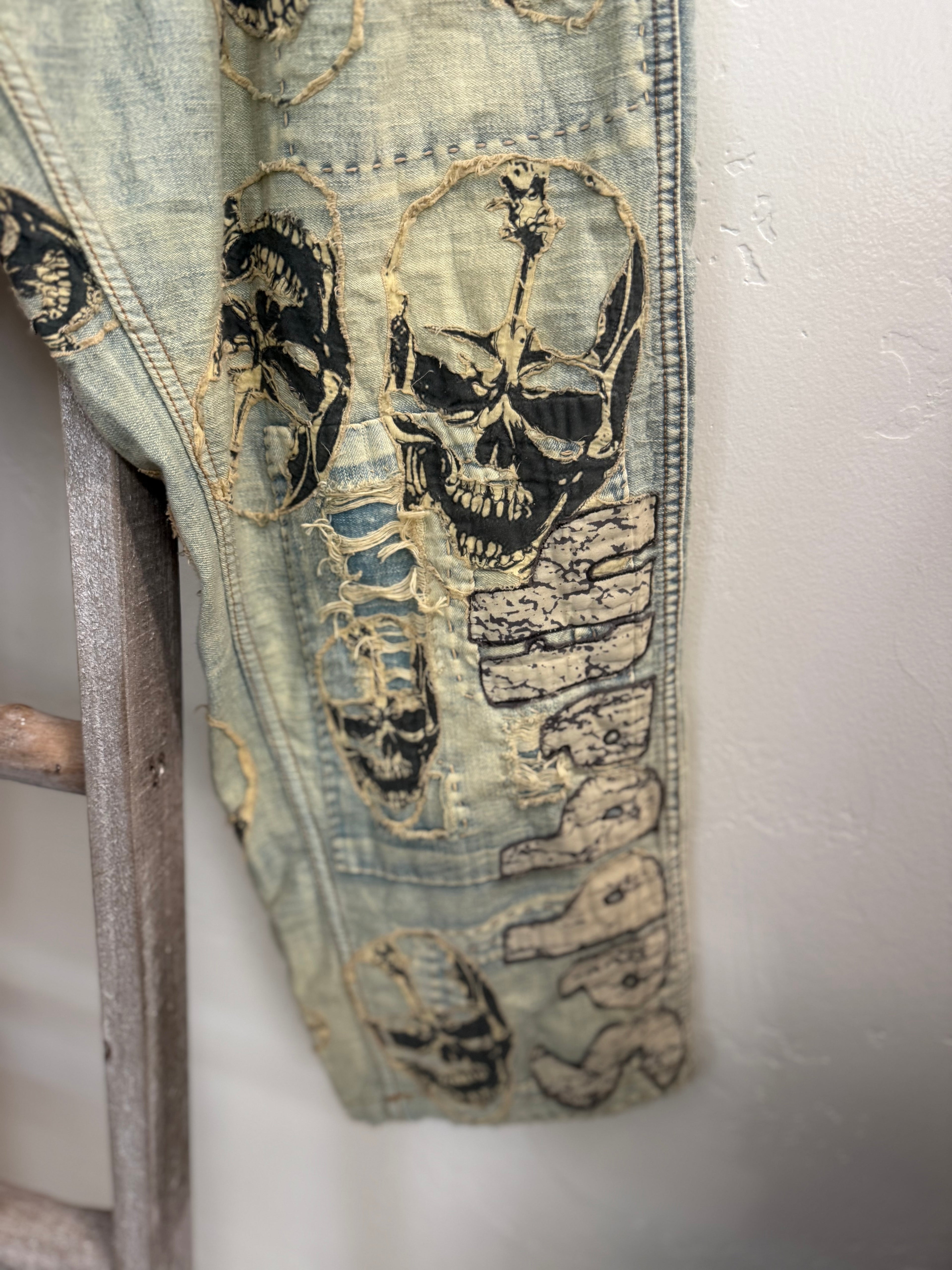 Paranoid Minor Pants 654