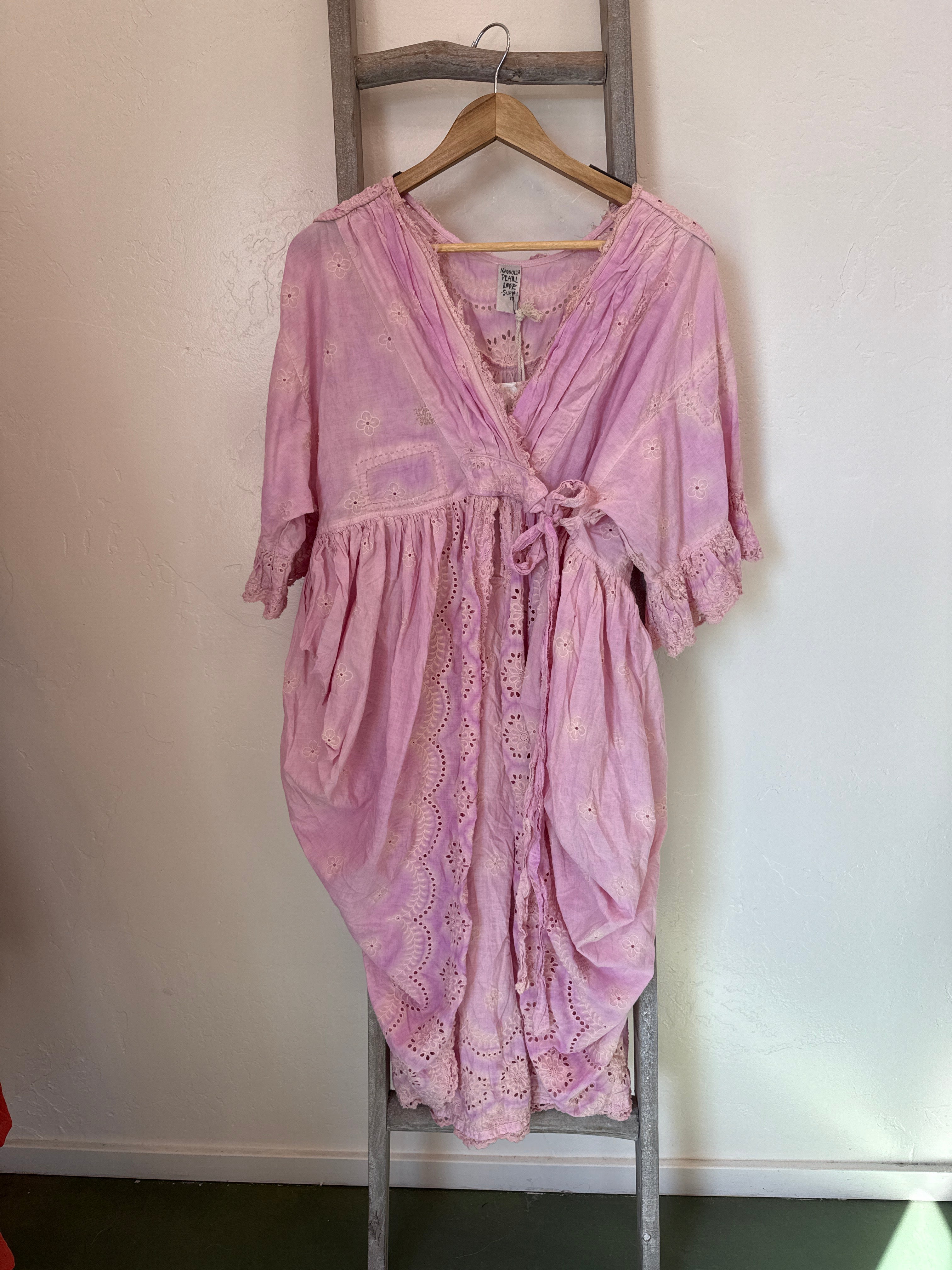Reine eyelet wrap